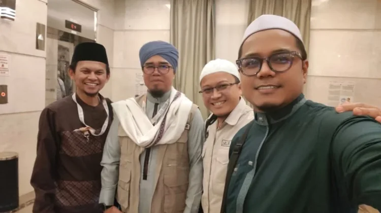 Di Makkah, Buya Gusrizal Gazahar Tekankan Pentingnya Keikhlasan Ibadah Haji