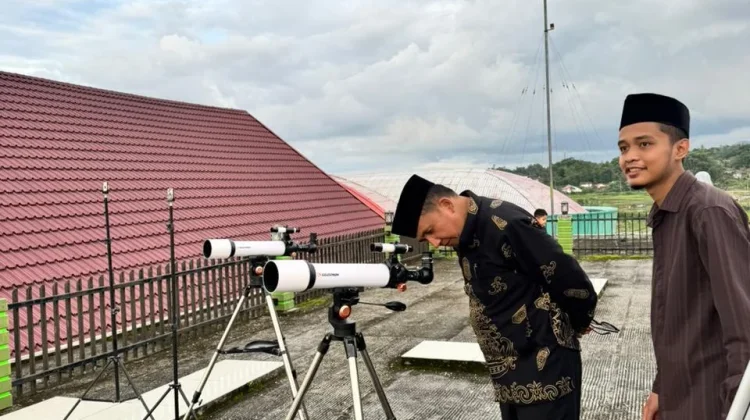 Ketua DMI Bukittinggi Hadiri Penetapan Awal Zulhijjah Bersama Kemenag