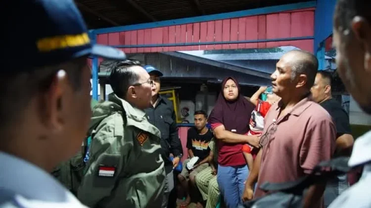 Banjir dan Longsor Terjang Tanah Datar, 5 Rumah dan Jembatan Hanyut di Nagari Taluak