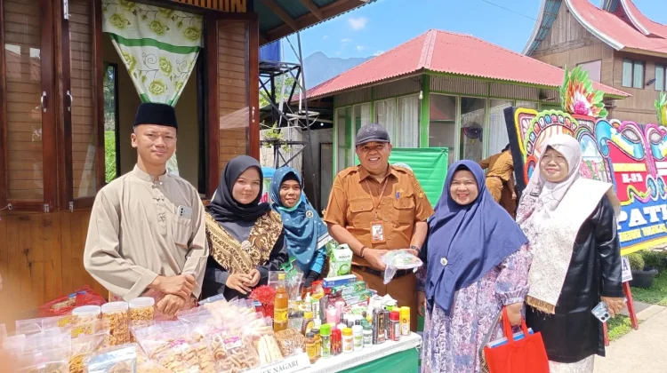 UP2K Meriahkan HKG PKK Agam, Perkuat Ekonomi Keluarga