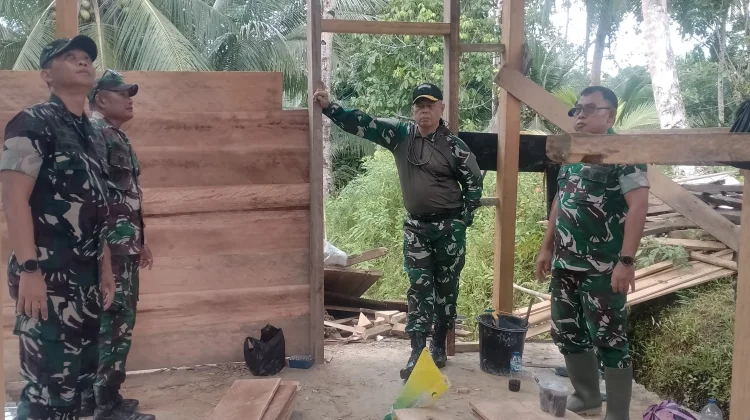 Dansatgas Karya Bakti TNI Tinjau Progres Pekerjaan di Kodim 0319/Mentawai