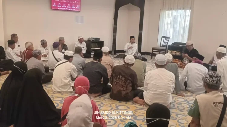 Jemaah Bukittinggi Matangkan Persiapan Armuzna Bersama Pembimbing Ibadah