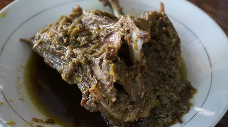 Gulai Itiak Lado Mudo: Pedasnya Bikin Nagih