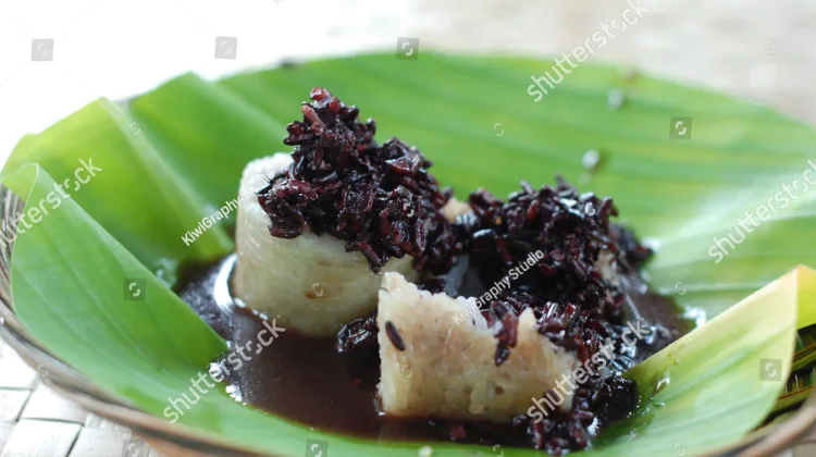 Lamang Tapai: Tradisi Kuliner di Hari Istimewa