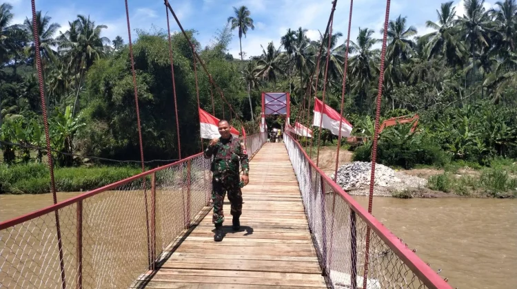 Jembatan Gantung Sungai Rimbang Rampung Seratus Persen