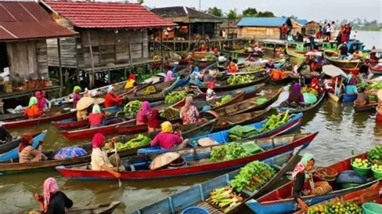 Pasar Terapung Lok Baintan, "Tradisi Unik di Atas Sungai Martapura"