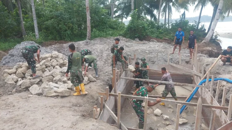 Karya Bakti TNI, Pembangunan Jembatan Gobik Desa Bosua Masuk Tahap Pengecoran Abut