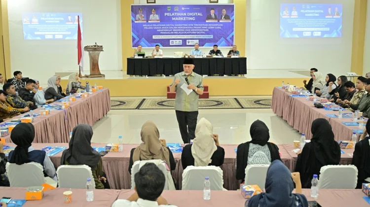 Mahyeldi Buka Pelatihan Digital Marketing untuk Wirausaha Muda Sumbar