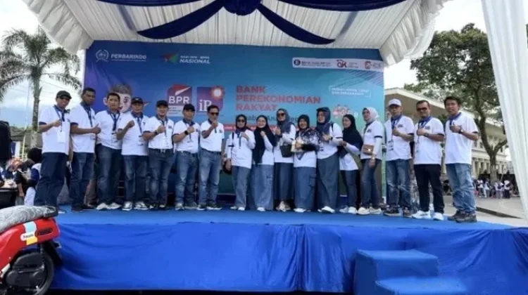 Perbarindo Nasional Meriahkan Perayaan 100 Tahun Jam Gadang