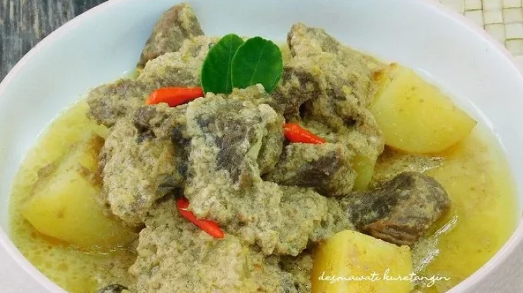 Opor Daging sapi masakan nusantara yang menggugah selera