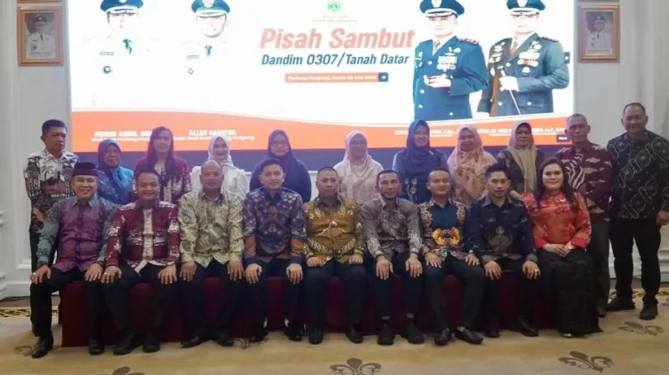 Pisah Sambut Dandim 0307 Berlangsung Hangat di Padang Panjang