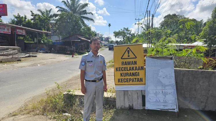 Jasa Raharja Pasang Spanduk Keselamatan di Tiga Kecamatan Rawan