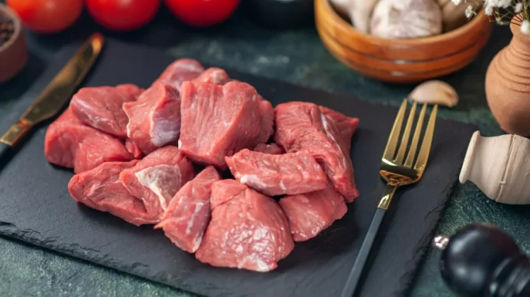 Perlu Diketahui, Ini Dampak Kabanyakan Makan Daging