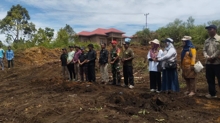 Babinsa Guguak Hadiri Verifikasi Jalan Simpang Kapuak