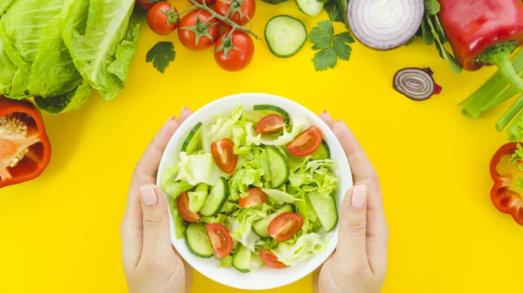 Mengenal Manfaat Salad Sayur bagi Kesehatan Tubuh