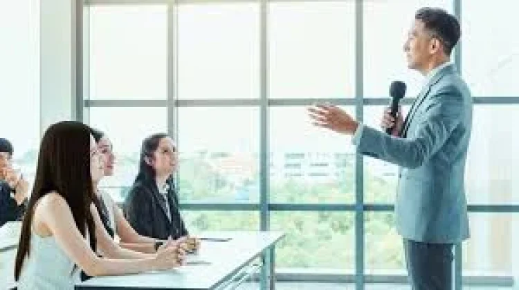 Public Speaking Bisa Bikin Bisnis Lebih Cepat Sukses
