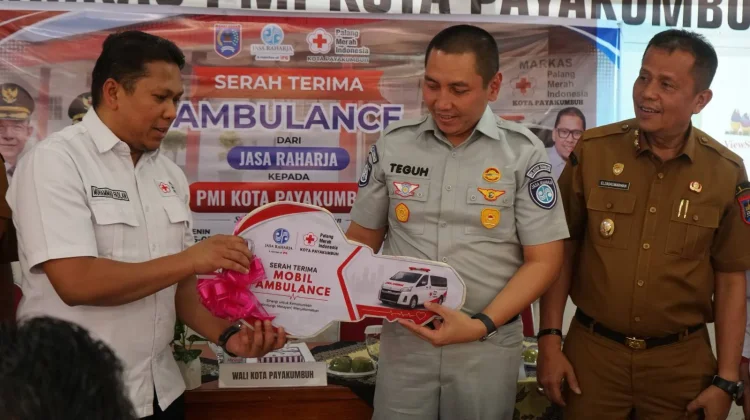Pemko Payakumbuh Apresiasi Ambulans Jasa Raharja PMI
