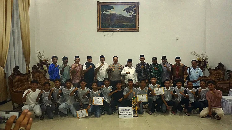 Bupati Sambut SSB Lintas FC Juara Regional