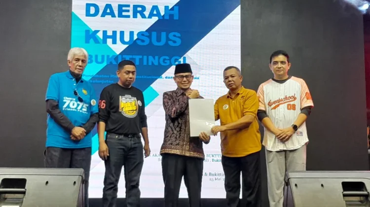 Forum Cendikia, dan Akademisi IASMA Birugo Dukung Bukittinggi Jadi Daerah Khusus