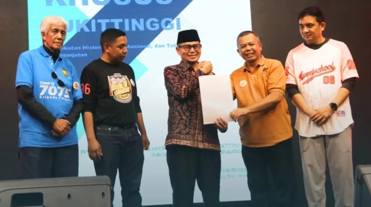 Pengusulan Bukittinggi Jadi Daerah Khusus Didukung Alumni SMAN 2