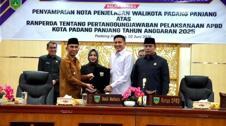 Pemko Padang Panjang Laporkan APBD 2025, Realisasi Pendapatan Rp565 M