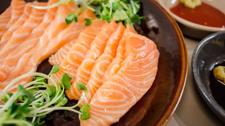Kenapa Sashimi Salmon Harganya Mahal?
