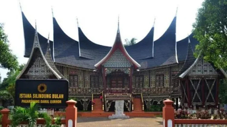 Istano Silinduang Bulan, Jejak Kerajaan Pagaruyung Tetap Lestari