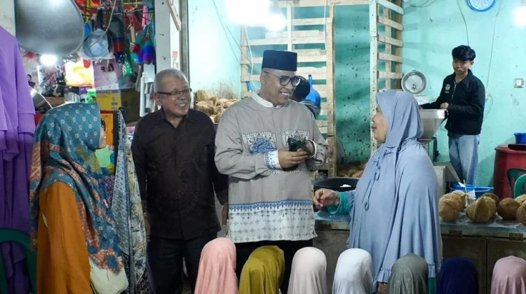 Wako Hendri Arnis Tinjau Pasar Pusat Padang Panjang, Dorong Penataan Berkeadilan
