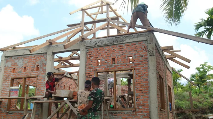 Satgas Karya Bakti TNI Kebut Rehab Musholla Al Huda