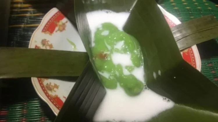 Kue Bongko Pariaman, Jajanan Tradisional Minangkabau Kaya Rasa