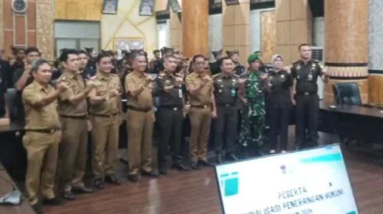 Kesbangpol Padang Gandeng 50 Dubalang Perkuat Pembinaan Mental Hukum Warga