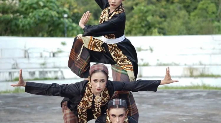 Harmoni Tradisi Kampung Painan Timur, Menjaga Warisan Budaya