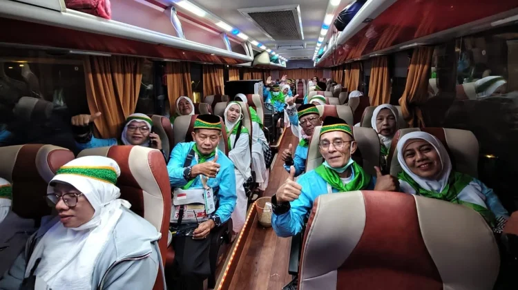 79 Jemaah Haji Padang Panjang Dijadwalkan Tiba di Kampung Halaman Rabu Pagi