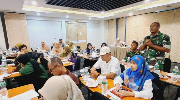 Pengurus Koperasi Bukittinggi Dibekali Literasi Akuntansi dan Tata Kelola