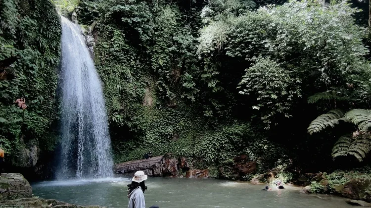 Menembus Jantung Siberut, Menjemput Kesegaran Air Terjun Kulukubuk