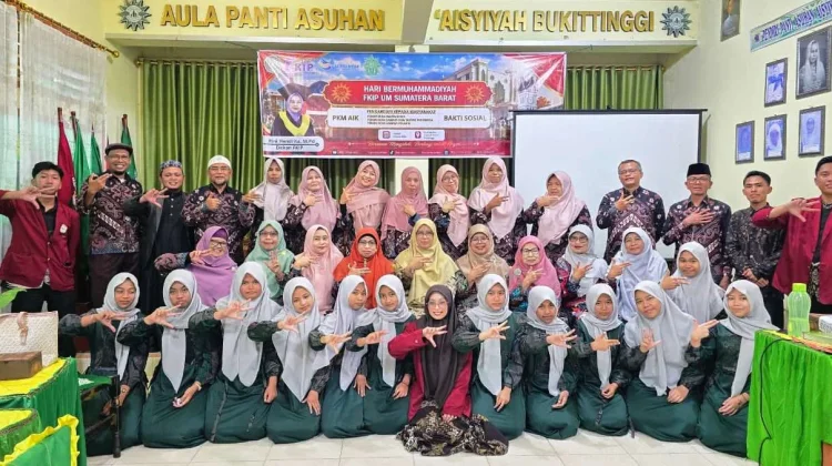 Civitas Akademica FKIP UM Sumbar Kunjungi Panti Asuhan Aisyiyah Bukittinggi
