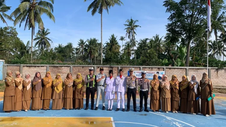 Jasa Raharja Bukittinggi Edukasi Keselamatan Lalu Lintas di SMAN 1 Guguak