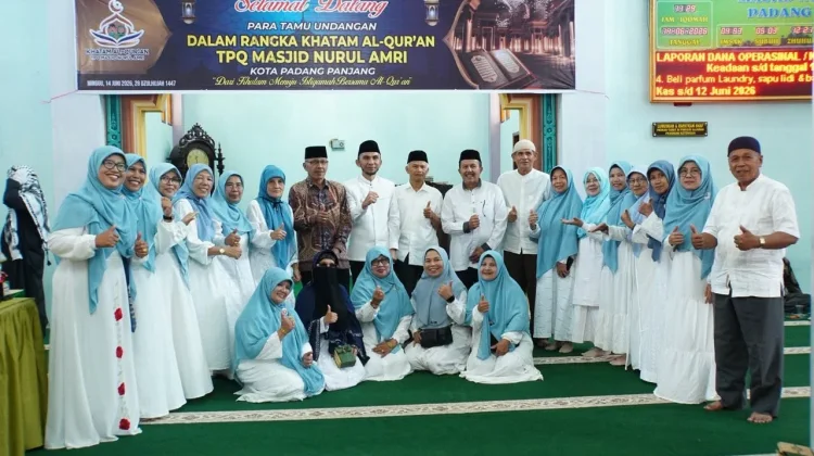 13 Santri TPQ Nurul Amri Khatam Al-Qur’an, Pemko Apresiasi Generasi Qur’ani