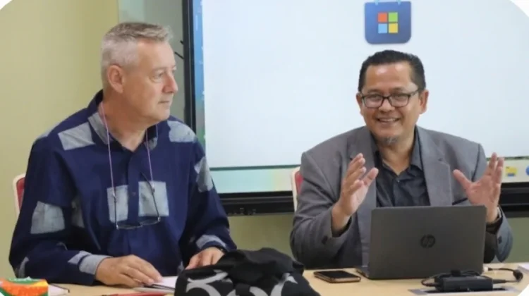 Bahasa Menjaga Alam dari Kerusakan di Minangkabau