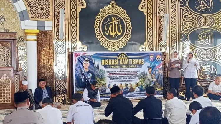 Polres Tanah Datar Kolaborasikan Penguatan Siskamling Digital