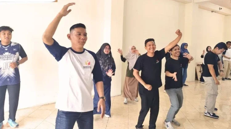 Bawaslu Padang Panjang Gelar Senam Pagi Rutin Jaga Kebugaran Pengawas Pemilu