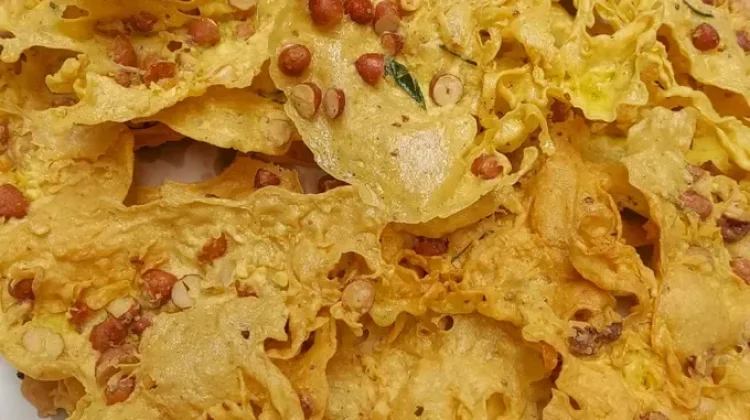 Tips Bikin Peyek Kacang yang Renyah dan Gurih