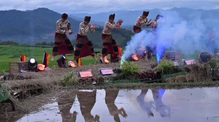 Geliatkan Ekonomi Kreatif Selatan Sunset Festival Wadahi Ratusan UMKM