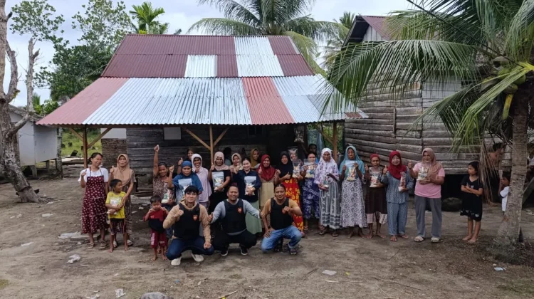 Dalam Rangka Hari Bhayangkara ke-80 Satreskrim Polres Pasbar Salurkan Sembako
