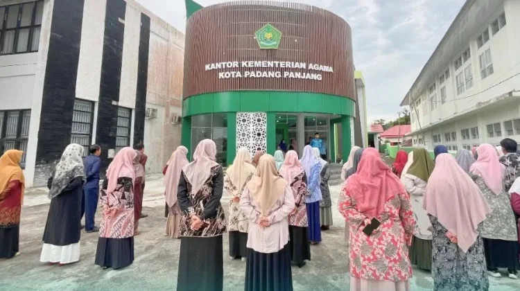 Kakankemenag Padang Panjang Ingatkan ASN Segera Selesaikan E-Kinerja Triwulan II