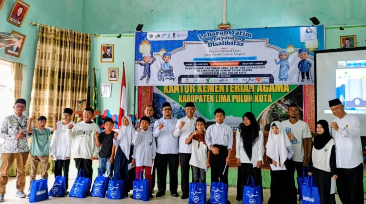 Kemenag Limapuluh Kota Santuni Yatim dan Disabilitas