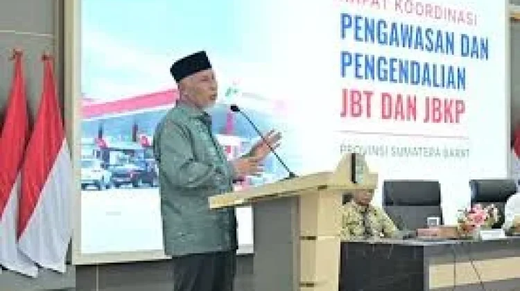 Pemprov Sumbar Usul Pengawasan BBM Bersubsidi Libatkan Personel TNI-POLRI