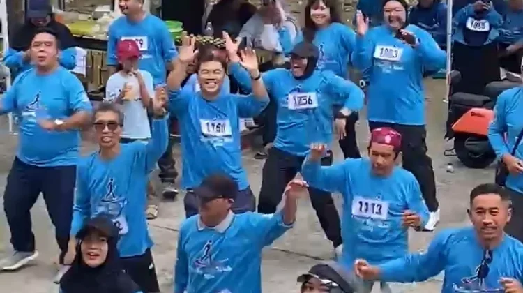 600 Peserta Ramaikan Notary Fun Walk HUT INI ke 118 di Payakumbuh