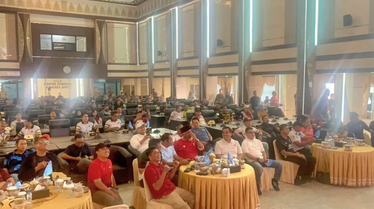 Nobar Piala Dunia Satukan Pemprov Sumbar TNI Dan Masyarakat