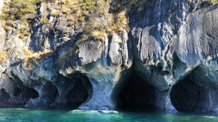 Destinasi Goa Wisata Terindah Favorit Petualang Dunia